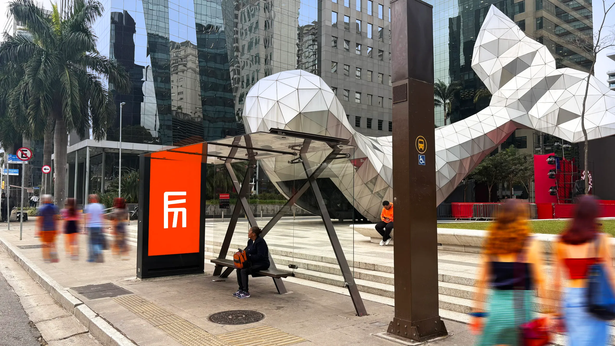 Imagem ilustrativa de Anuncie nas ruas